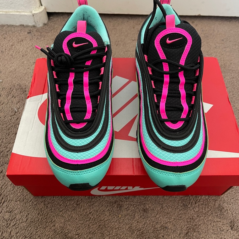Nike AirMax 97